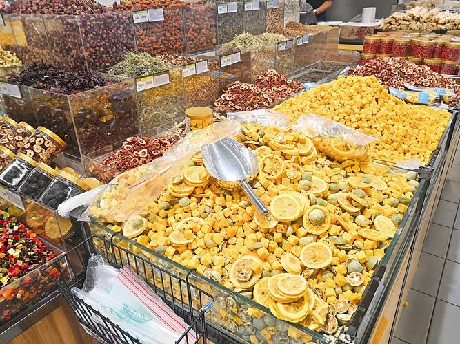 敞開銷售無遮蓋，散裝食品裸售隱患多